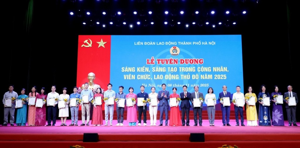 TRỰC TUYẾN: Lễ tuyên dương “Sáng kiến, sáng tạo trong công nhân, viên chức, lao động Thủ đô”