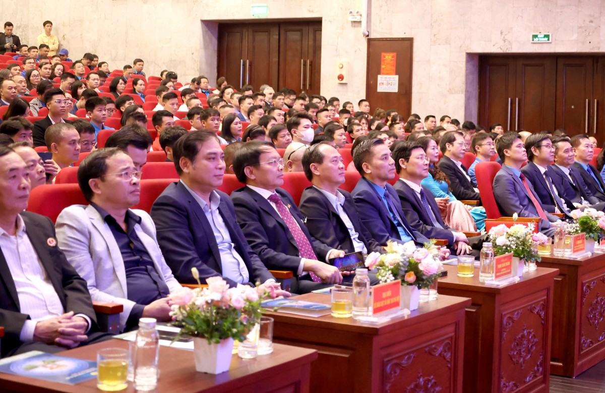 TRỰC TUYẾN: Lễ tuyên dương “Sáng kiến, sáng tạo trong công nhân, viên chức, lao động Thủ đô”