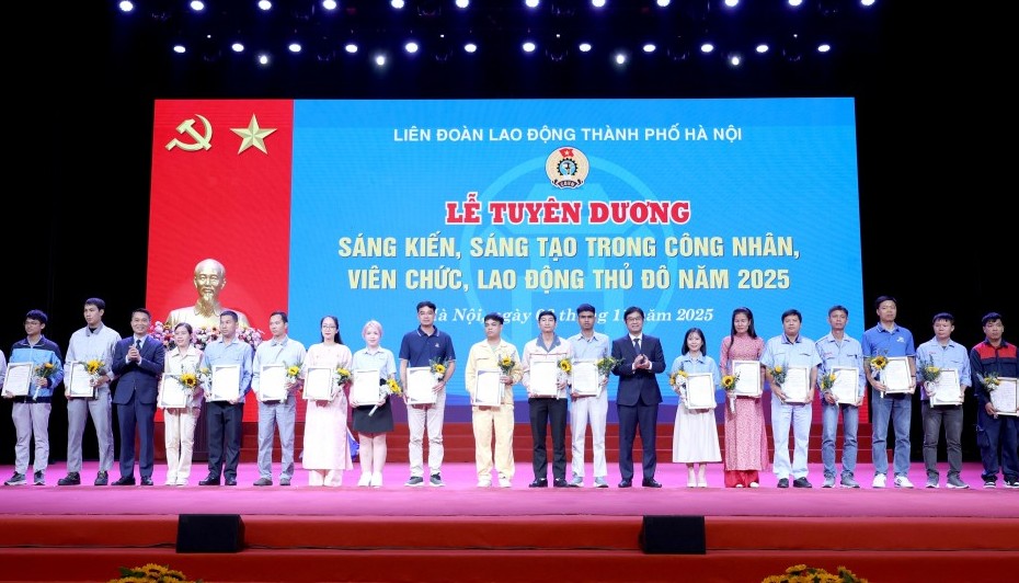Tuyên dương 100 "Sáng kiến, sáng tạo trong công nhân, viên chức, lao động Thủ đô" năm 2025