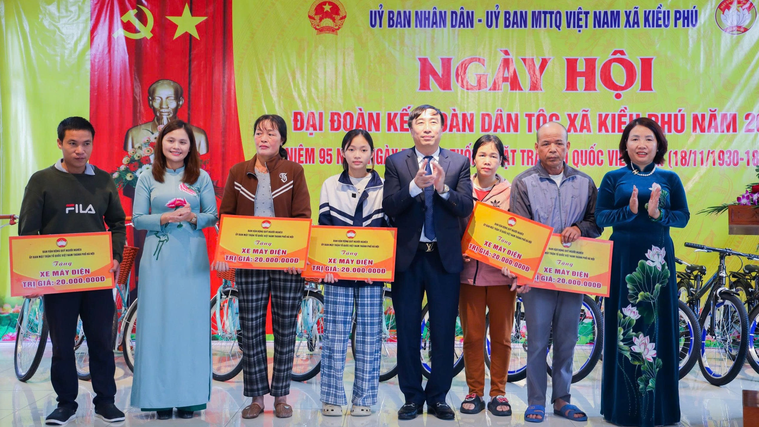 Phát huy sức mạnh đại đoàn kết, xây dựng quê hương Kiều Phú anh hùng