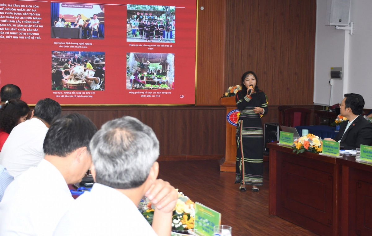 Chiến lược phát triển du lịch nông thôn bền vững