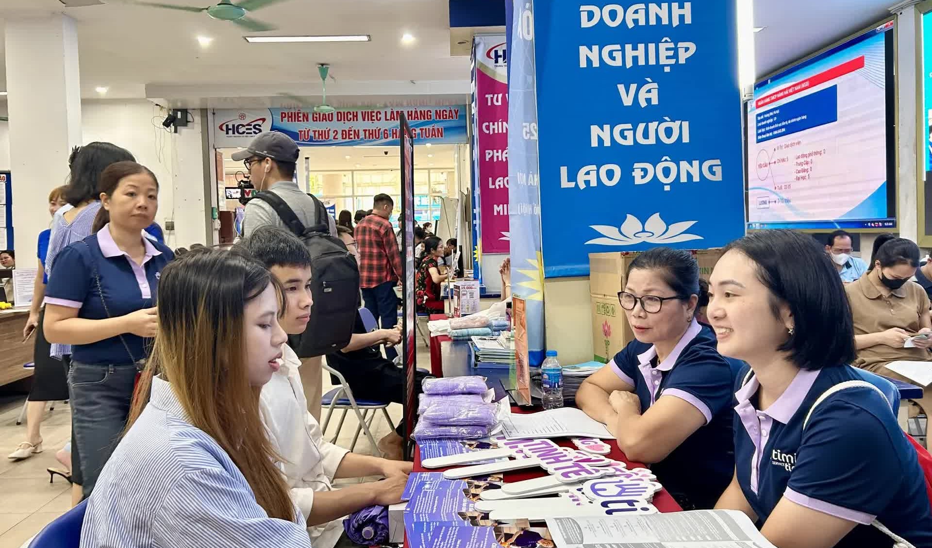 Sắp diễn ra Ngày hội tư vấn và giao dịch việc làm phường Cầu Giấy năm 2025