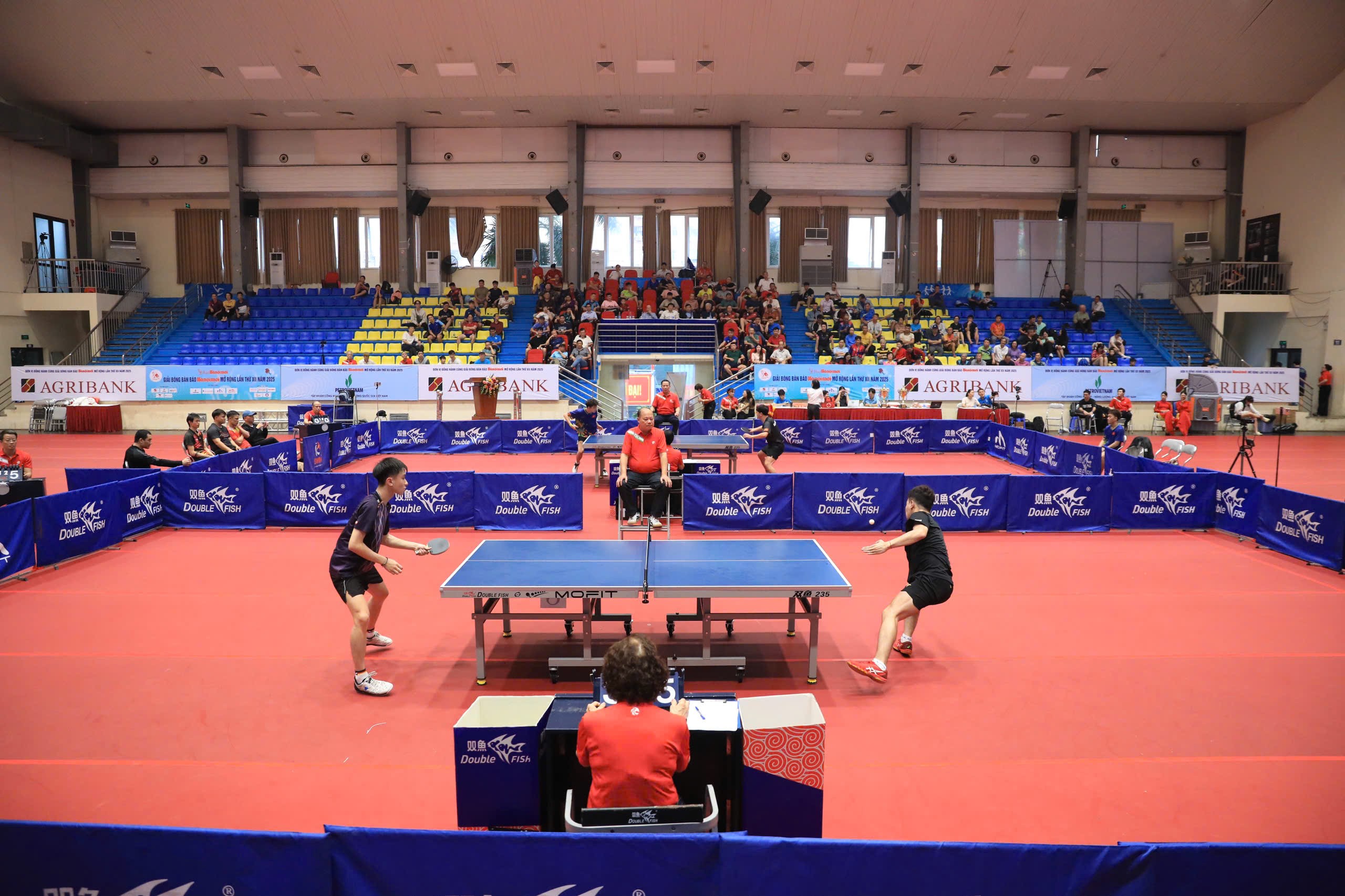 Giải Bóng bàn Báo Hànộimới mở rộng lần thứ XII năm 2025: Mãn nhãn những trận so tài đỉnh cao