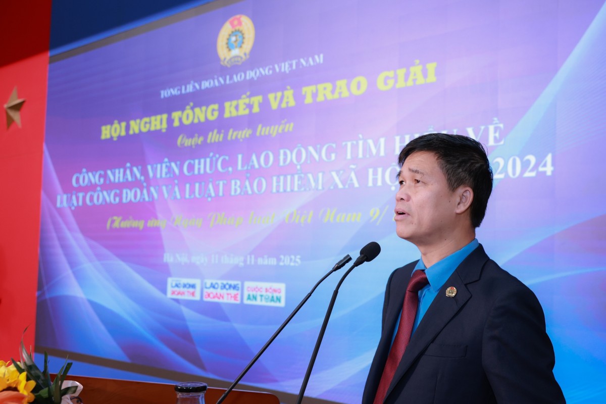 Tổng LĐLĐ Việt Nam trao giải Cuộc thi trực tuyến tìm hiểu Luật Công đoàn và Luật BHXH năm 2024