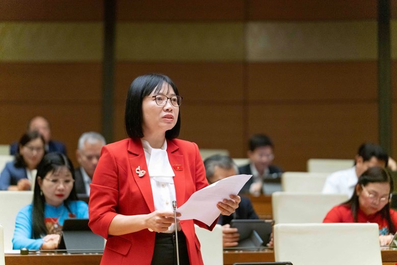 Quy định rõ ràng để tránh viên chức “chân trong, chân ngoài”, xung đột lợi ích