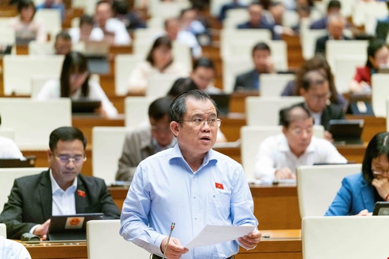 Quy định rõ ràng để tránh viên chức “chân trong, chân ngoài”, xung đột lợi ích