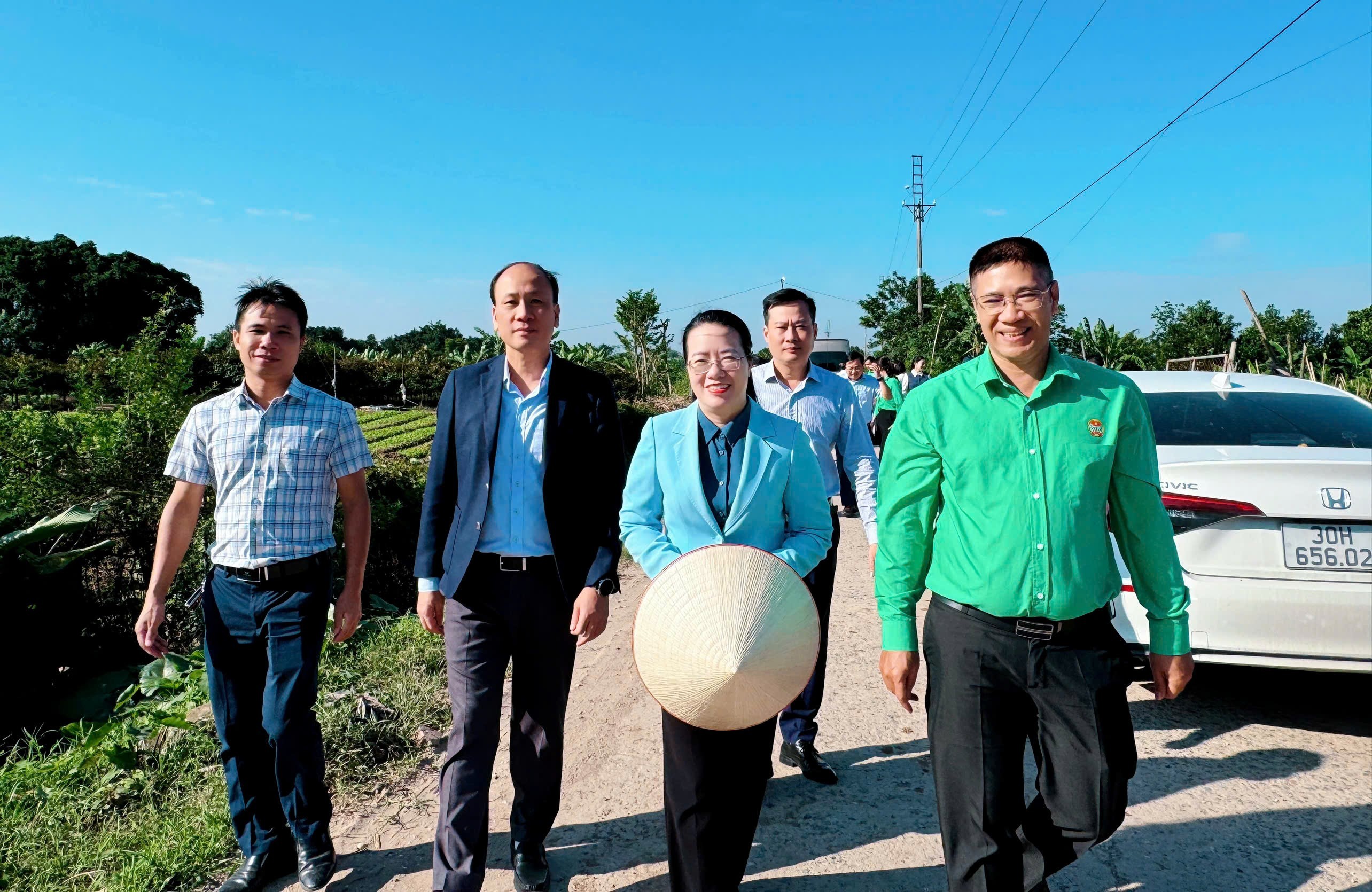 Phát triển nông nghiệp xanh, nông dân số từ mô hình “Cánh đồng sạch 3 không” Phát triển nông nghiệp xanh, nông dân số từ mô hình “Cánh đồng sạch 3 không”