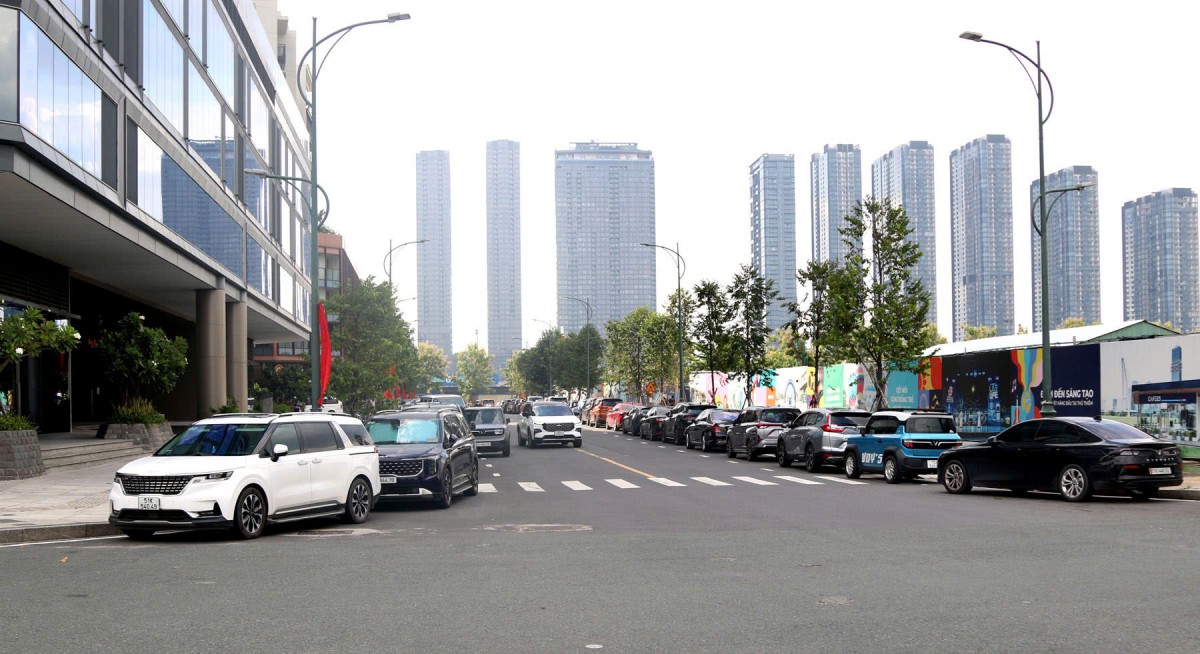 Kinh tế TP.HCM tiếp tục duy trì mức tăng trưởng khá