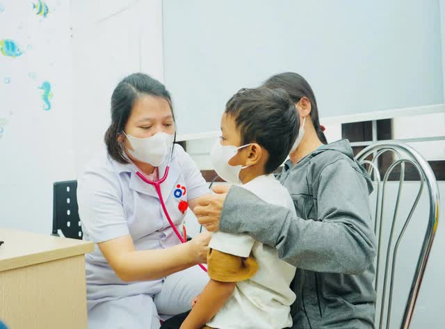 Nghệ An: Nhiều học sinh nghỉ học do mắc cúm A