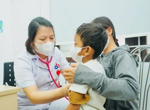 Nghệ An: Nhiều học sinh nghỉ học do mắc cúm A