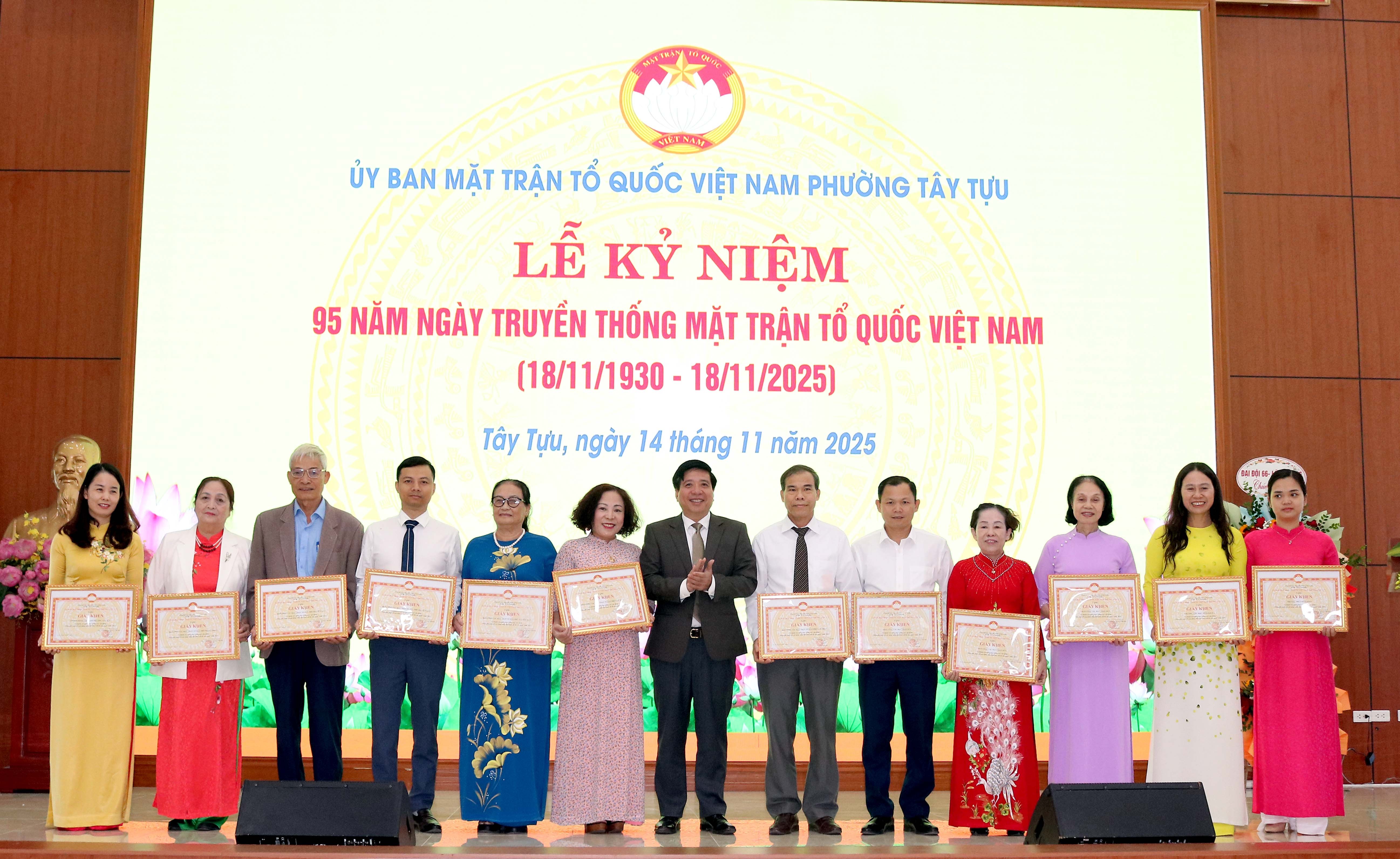 Lan tỏa tinh thần đại đoàn kết tại phường Tây Tựu Lan tỏa tinh thần đại đoàn kết tại phường Tây Tựu