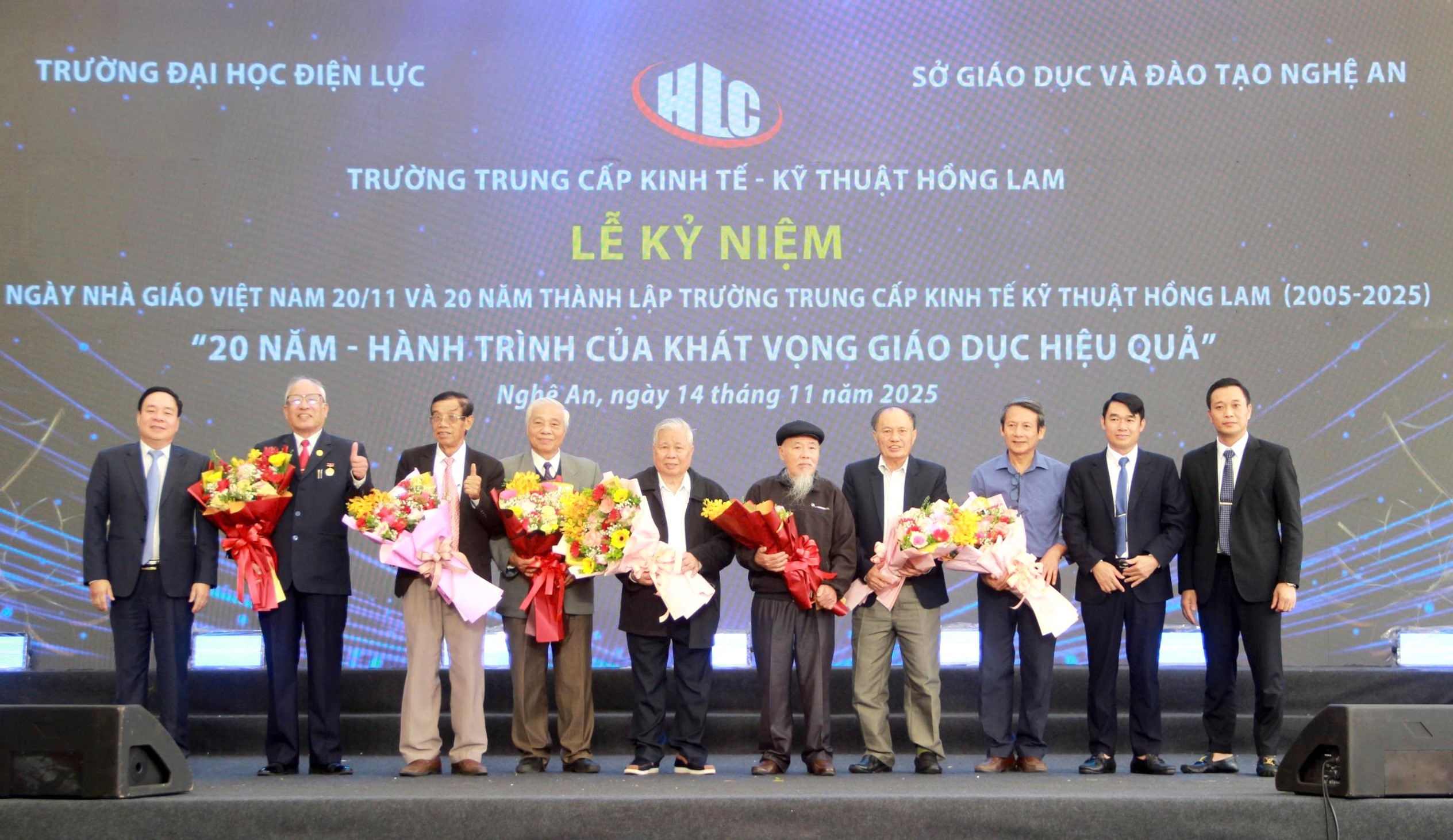 Trường Trung cấp Kinh tế – Kỹ thuật Hồng Lam: 20 năm khẳng định vị thế Trường Trung cấp Kinh tế – Kỹ thuật Hồng Lam: 20 năm khẳng định vị thế