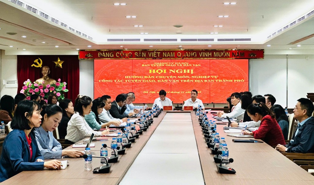 Đổi mới, nâng cao hiệu quả hoạt động của hệ thống tuyên giáo, dân vận Thủ đô