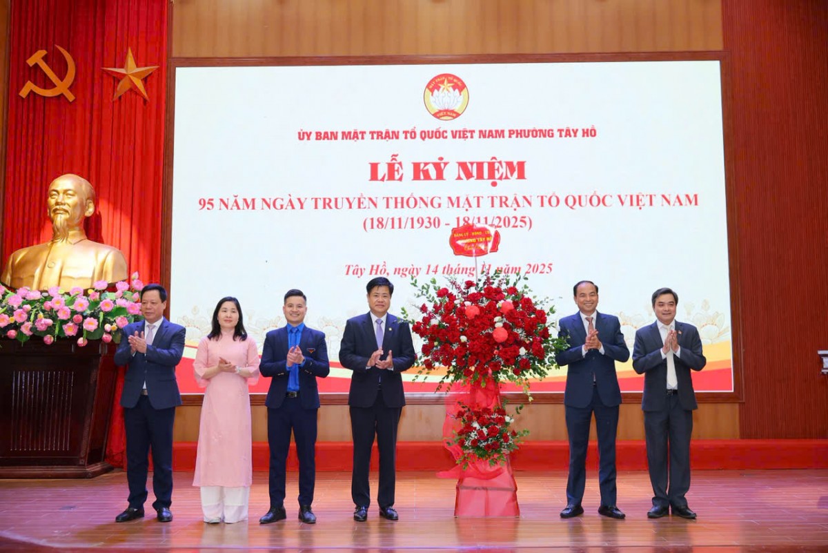 Phường Tây Hồ kỷ niệm 95 năm Ngày truyền thống Mặt trận Tổ quốc Việt Nam