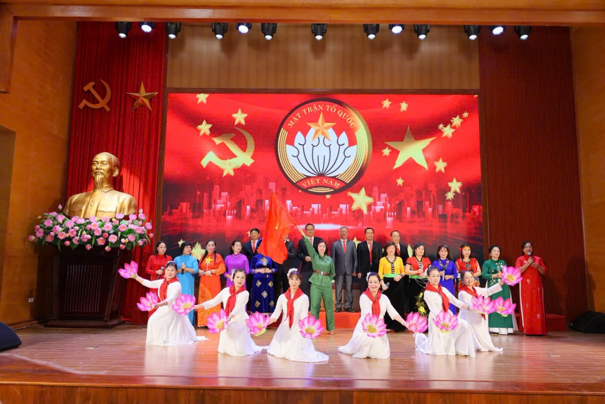 Phường Tây Hồ kỷ niệm 95 năm Ngày truyền thống Mặt trận Tổ quốc Việt Nam