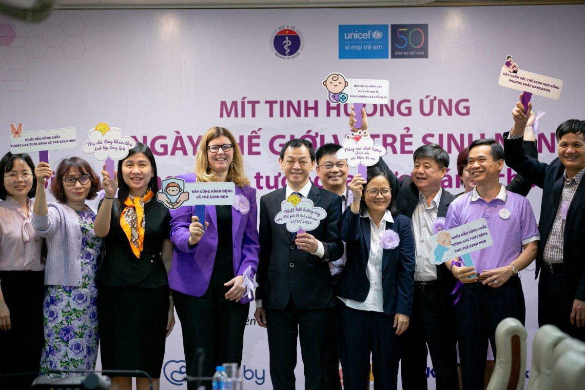 Nhiều biến chứng đe doạ sức khỏe trẻ sinh non Nhiều biến chứng đe doạ sức khỏe trẻ sinh non