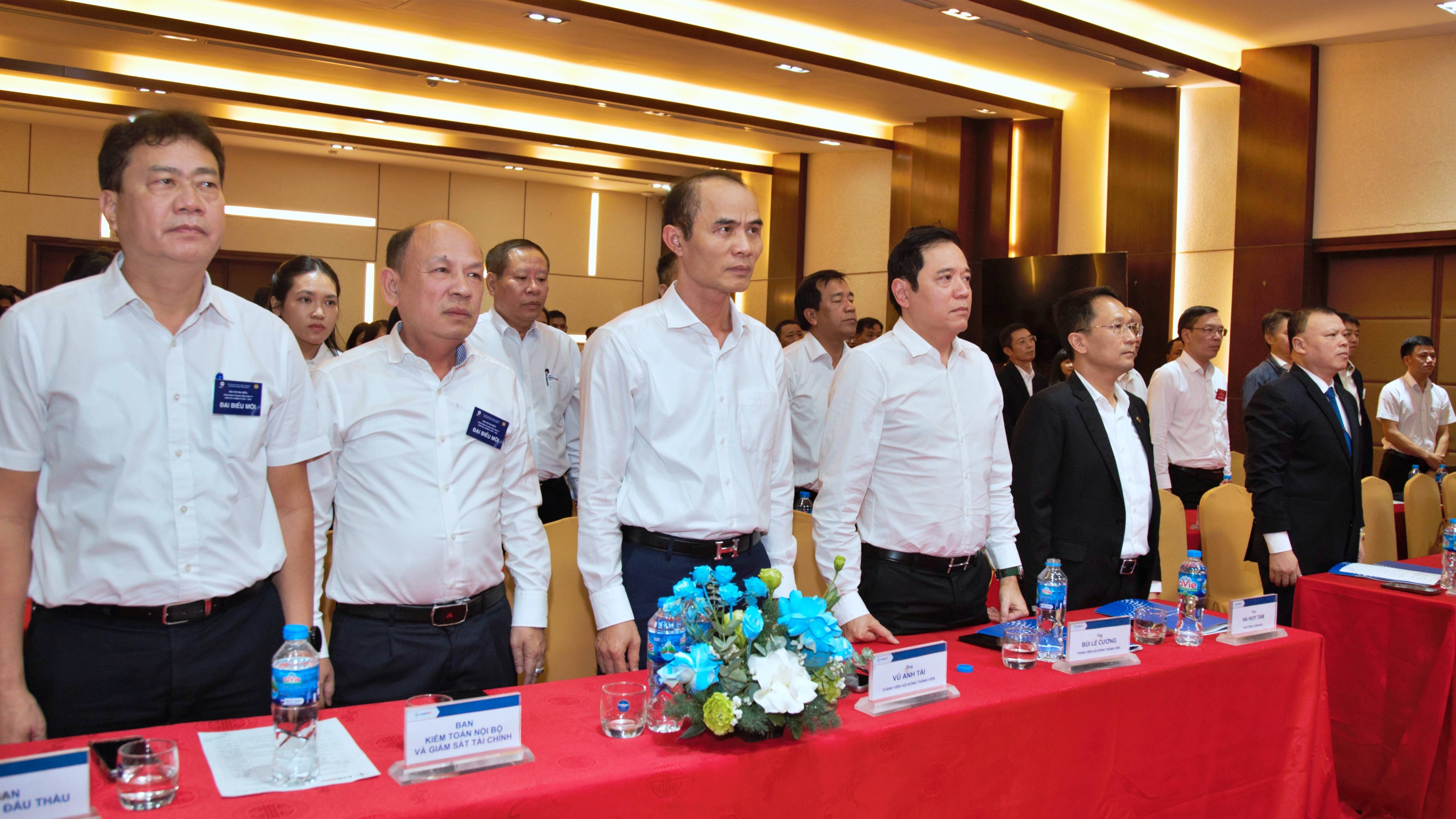 Công đoàn Cơ quan EVNNPC: Vững vàng vai trò dẫn dắt, sát cánh cùng người lao động IMG_8052