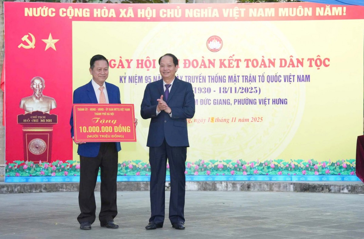 Tưng bừng Ngày hội Đại đoàn kết toàn dân tộc tại Tổ dân phố 26 phường Việt Hưng