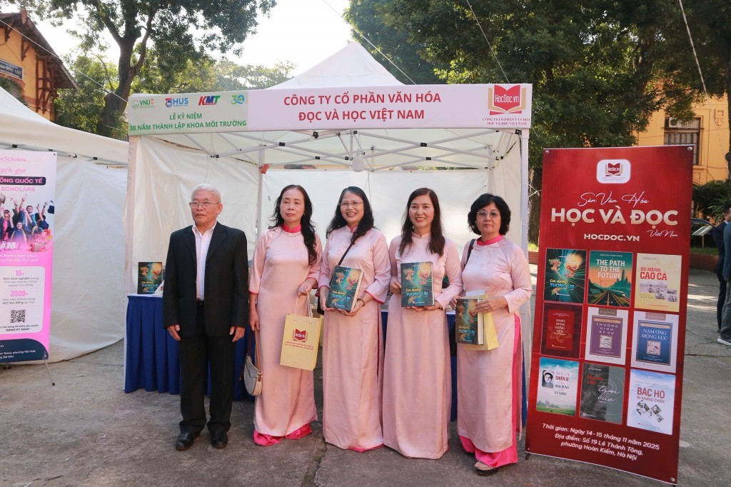 Thúc đẩy văn hóa đọc, lan tỏa tinh thần học tập suốt đời Thúc đẩy văn hóa đọc, lan tỏa tinh thần học tập suốt đời