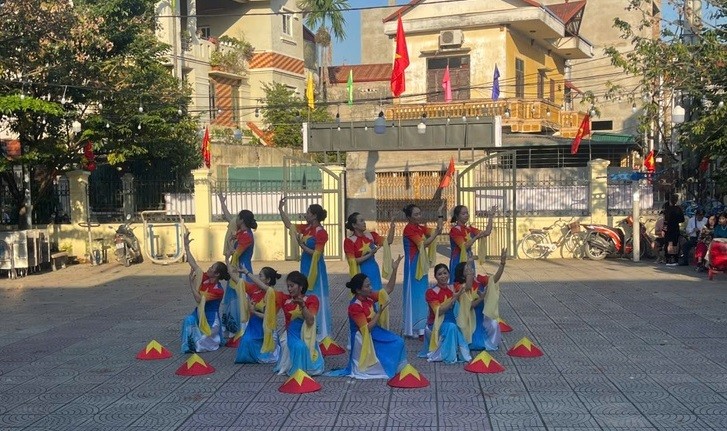 Xã Phù Đổng: Lan tỏa tinh thần đoàn kết, gắn bó qua Ngày hội Đại đoàn kết Xã Phù Đổng: Lan tỏa tinh thần đoàn kết, gắn bó qua Ngày hội Đại đoàn kết