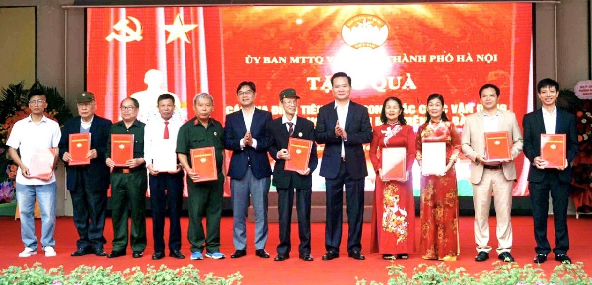 Phường Phúc Lợi phát huy khối đại đoàn kết toàn dân, lan tỏa phong trào xây dựng đô thị văn minh