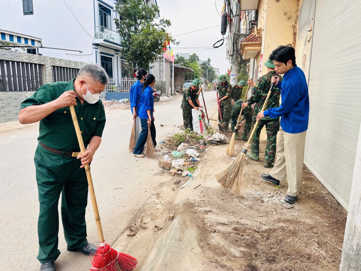 Xã Phú Nghĩa phối hợp cùng Sư đoàn 301 ra quân chiến dịch vì môi trường “Sáng - Xanh - Sạch - Đẹp” Xã Phú Nghĩa phối hợp cùng Sư đoàn 301 ra quân chiến dịch vì môi trường “Sáng - Xanh - Sạch - Đẹp”