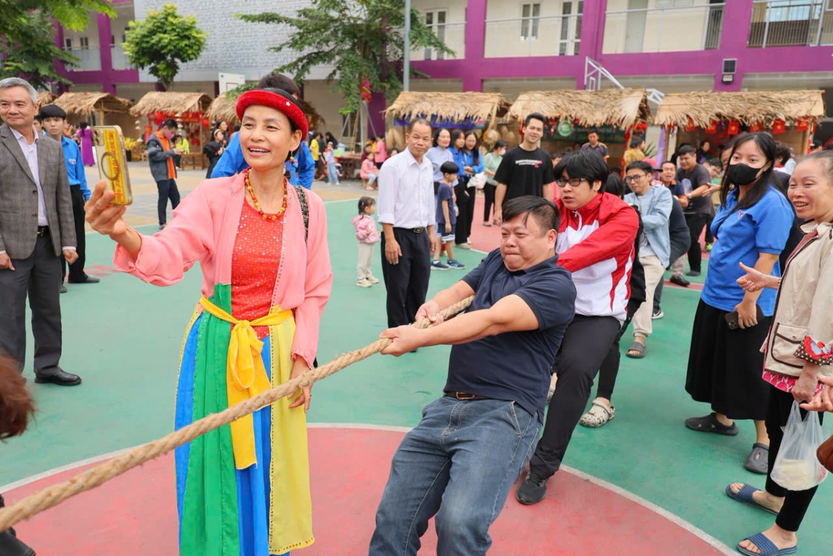 Phường Giảng Võ: Khắc ghi truyền thống, lan tỏa sức mạnh đại đoàn kết