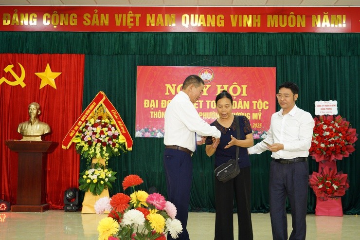 Tưng bừng Ngày hội đại đoàn kết toàn dân tộc tại Thôn Chúc Lý