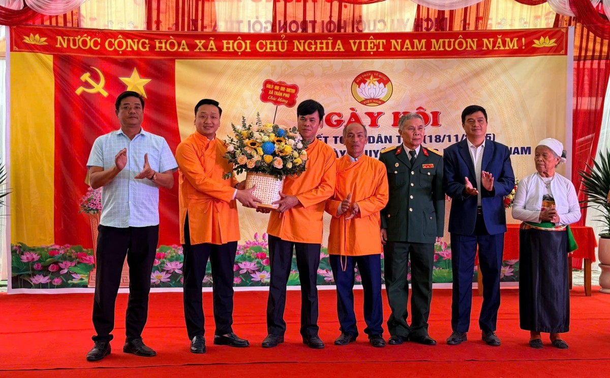 Xã Trần Phú: Tưng bừng Ngày hội Đại đoàn kết toàn dân tộc thôn Đồng Ké Xã Trần Phú: Tưng bừng Ngày hội Đại đoàn kết toàn dân tộc thôn Đồng Ké