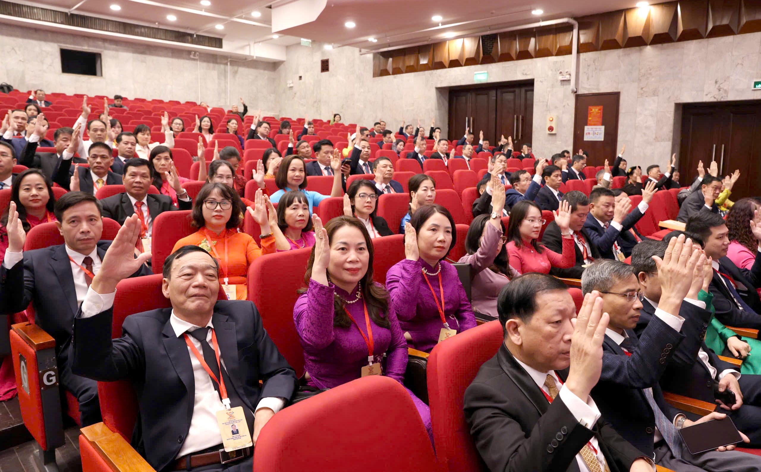 TRỰC TUYẾN: Khai mạc Đại hội đại biểu MTTQ Việt Nam thành phố Hà Nội lần thứ XVIII, nhiệm kỳ 2025 - 2030 TRỰC TUYẾN: Khai mạc Đại hội đại biểu MTTQ Việt Nam thành phố Hà Nội lần thứ XVIII, nhiệm kỳ 2025 - 2030