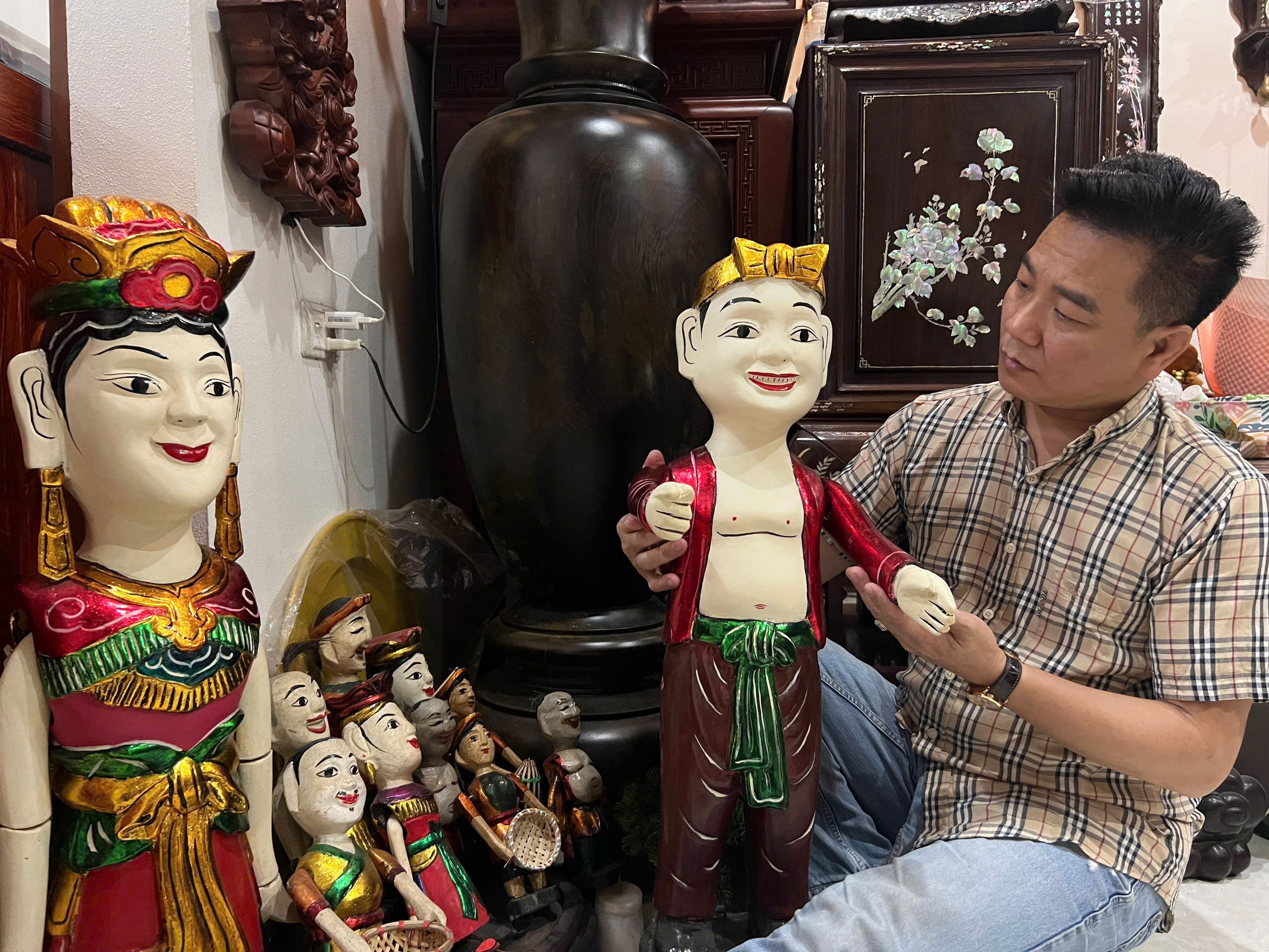 Người cán bộ Mặt trận