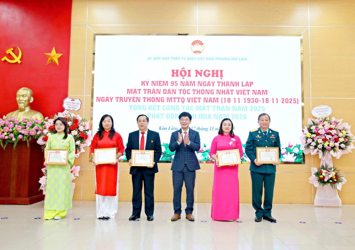 Phường Kim Liên phát huy sức mạnh đại đoàn kết, lan tỏa mạnh mẽ phong trào thi đua Phường Kim Liên phát huy sức mạnh đại đoàn kết, lan tỏa mạnh mẽ phong trào thi đua