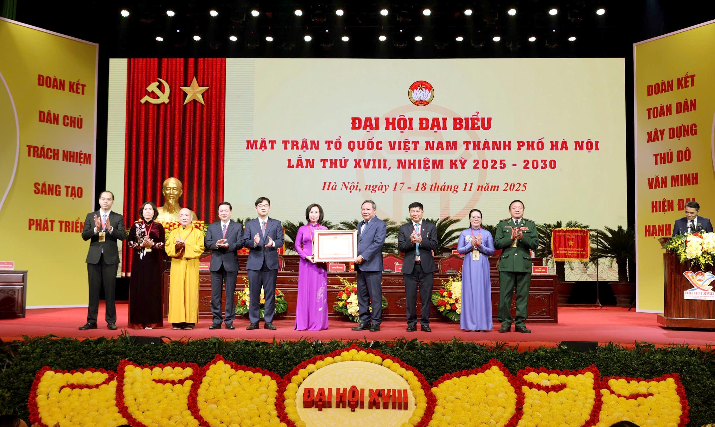 TRỰC TUYẾN: Khai mạc Đại hội đại biểu MTTQ Việt Nam thành phố Hà Nội lần thứ XVIII, nhiệm kỳ 2025 - 2030 TRỰC TUYẾN: Khai mạc Đại hội đại biểu MTTQ Việt Nam thành phố Hà Nội lần thứ XVIII, nhiệm kỳ 2025 - 2030