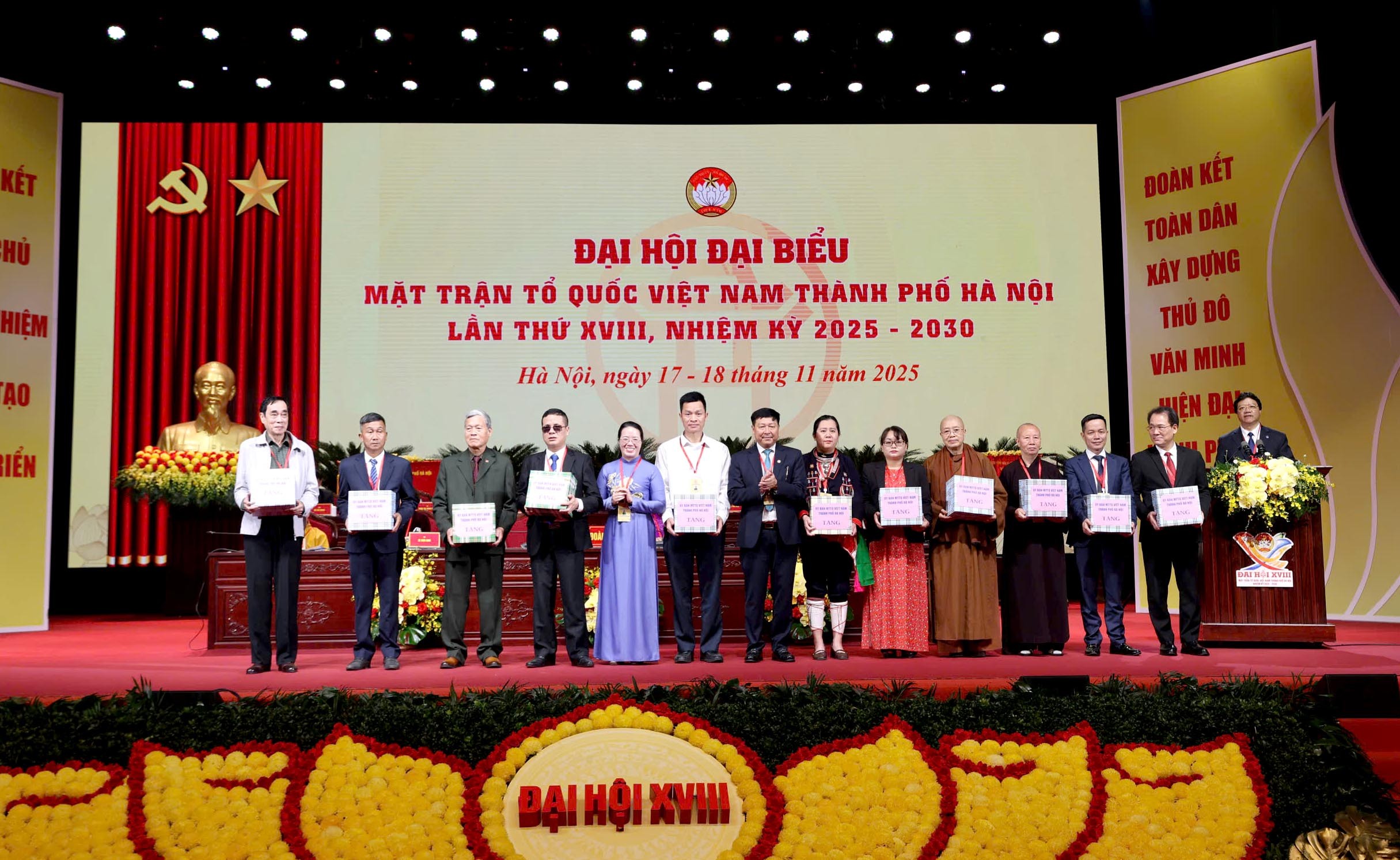 TRỰC TUYẾN: Khai mạc Đại hội đại biểu MTTQ Việt Nam thành phố Hà Nội lần thứ XVIII, nhiệm kỳ 2025 - 2030