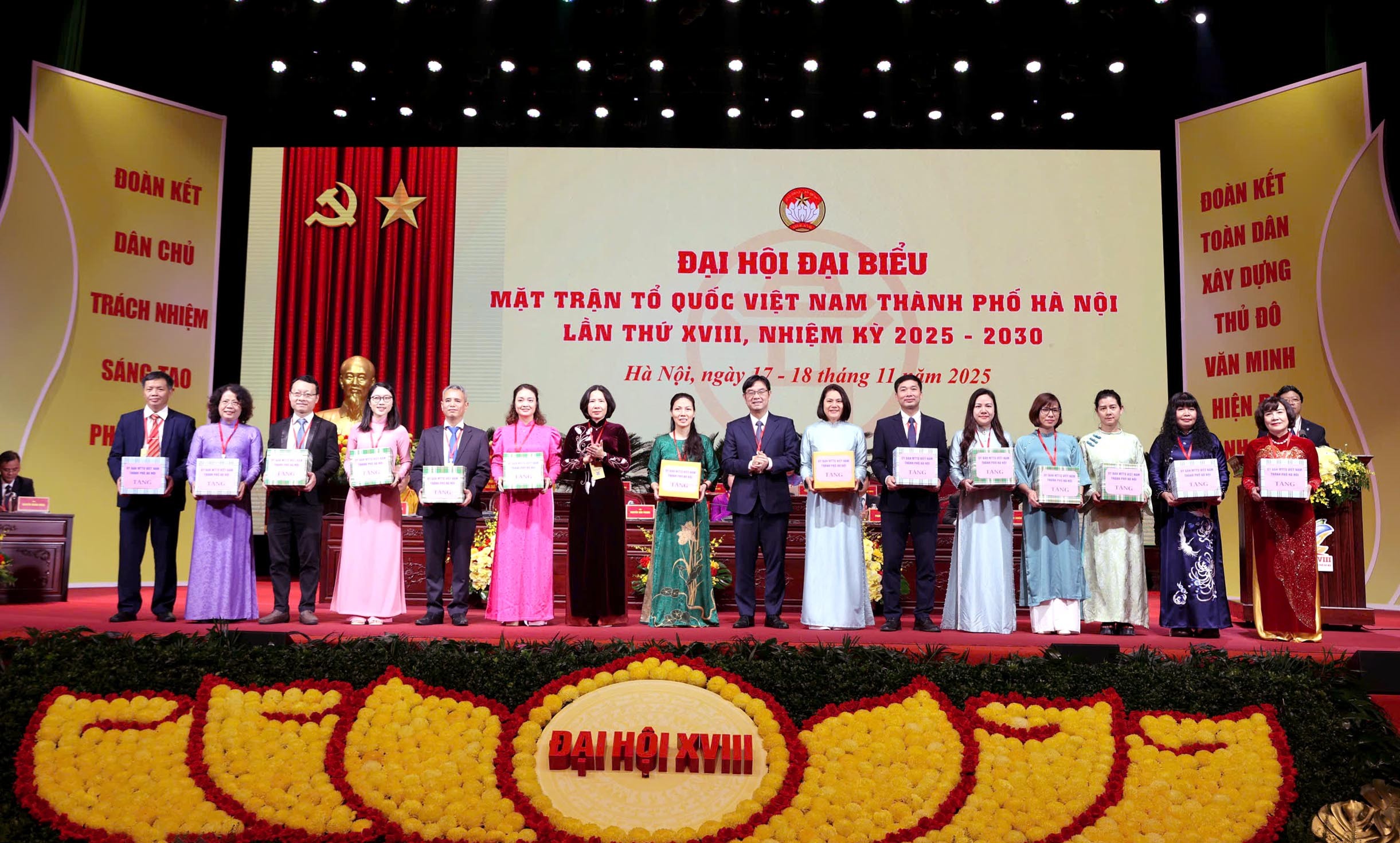 TRỰC TUYẾN: Khai mạc Đại hội đại biểu MTTQ Việt Nam thành phố Hà Nội lần thứ XVIII, nhiệm kỳ 2025 - 2030 TRỰC TUYẾN: Khai mạc Đại hội đại biểu MTTQ Việt Nam thành phố Hà Nội lần thứ XVIII, nhiệm kỳ 2025 2030