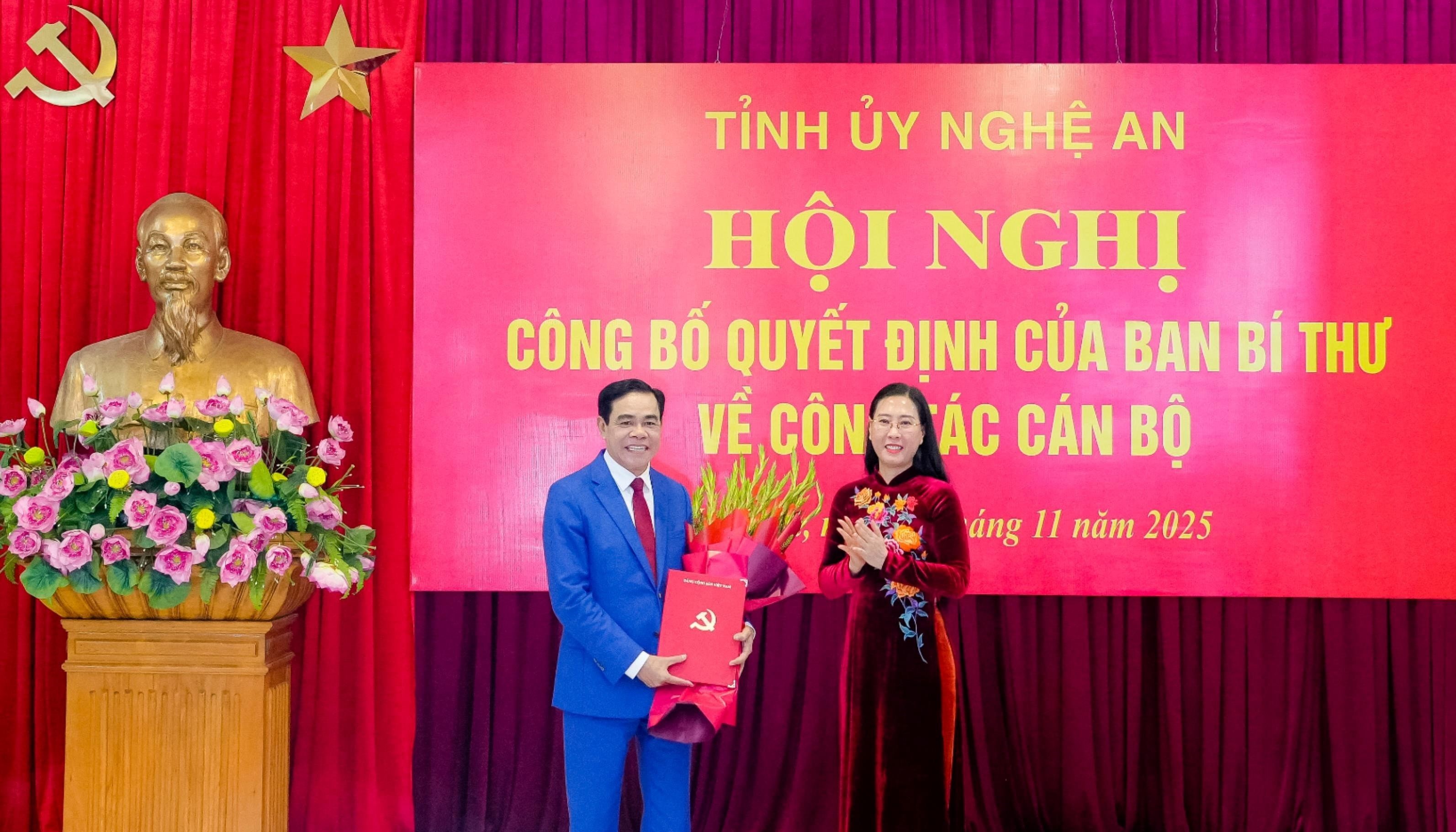 Đồng chí Võ Trọng Hải giữ chức Phó Bí thư Tỉnh ủy Nghệ An Đồng chí Võ Trọng Hải giữ chức Phó Bí thư Tỉnh ủy Nghệ An