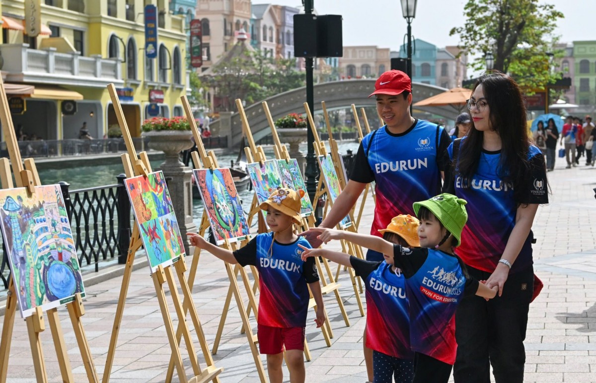 “Gửi Tương Lai Xanh 2050” mùa 2 bùng nổ với hơn 40.000 bài dự thi từ khắp 34 tỉnh, thành “Gửi Tương Lai Xanh 2050” mùa 2 bùng nổ với hơn 40.000 bài dự thi từ khắp 34 tỉnh, thành