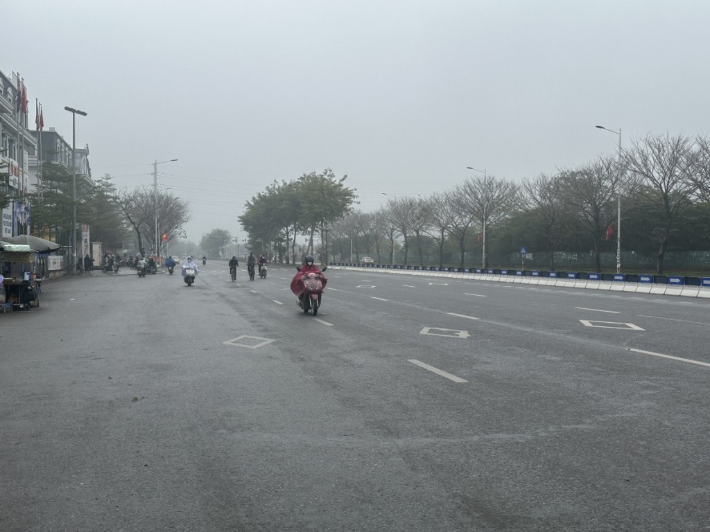 Dự báo thời tiết Hà Nội ngày 18/11: Trời chuyển rét kèm mưa