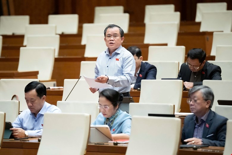 Sửa Luật Quản Lý Nợ Công: Đại Biểu Ủng Hộ Việc Đẩy Mạnh Phân Cấp, Phân Quyền Sửa Luật Quản Lý Nợ Công: Đại Biểu Ủng Hộ Việc Đẩy Mạnh Phân Cấp, Phân Quyền