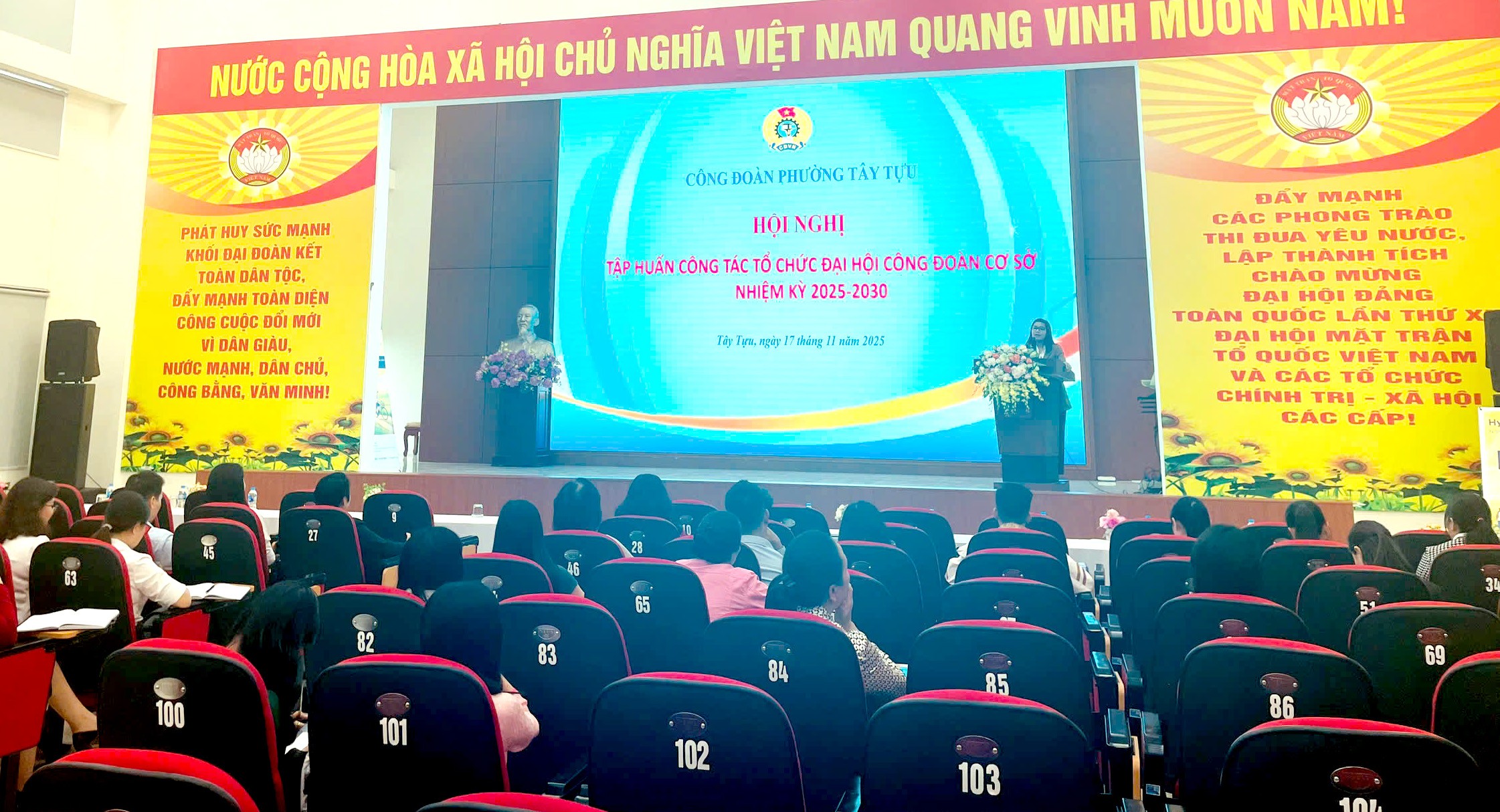 Công đoàn phường Tây Tựu tập huấn công tác tổ chức Đại hội Công đoàn cơ sở nhiệm kỳ 2025-2030