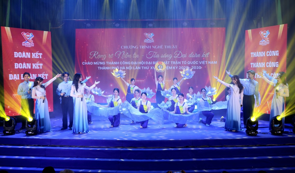 Đặc sắc chương trình nghệ thuật “Rạng rỡ niềm tin - Toả sáng đại đoàn kết”