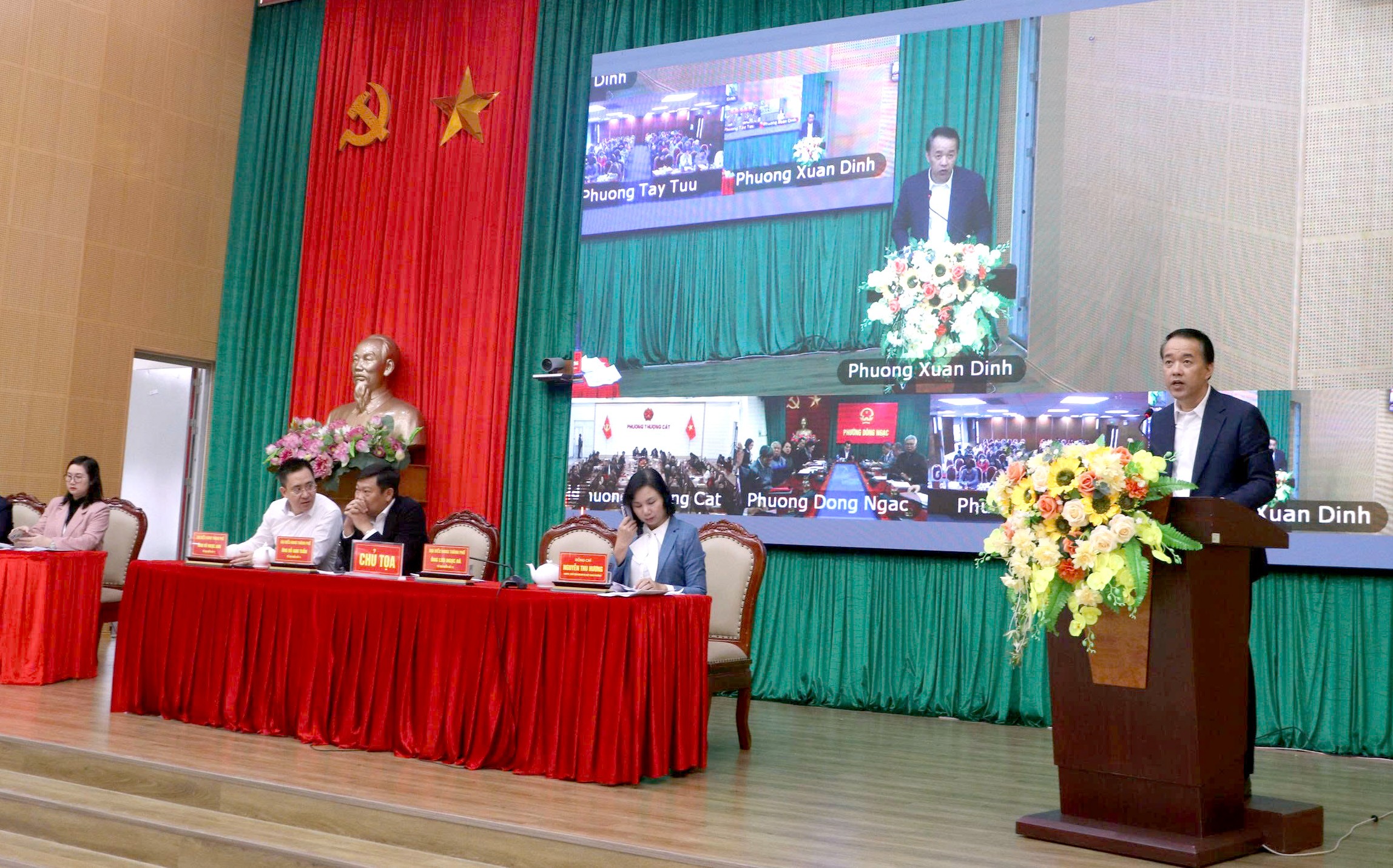 Cử tri 5 phường Xuân Đỉnh, Thượng Cát, Tây Tựu, Phú Diễn và Đông Ngạc kiến nghị các vấn đề về quản lý quy hoạch