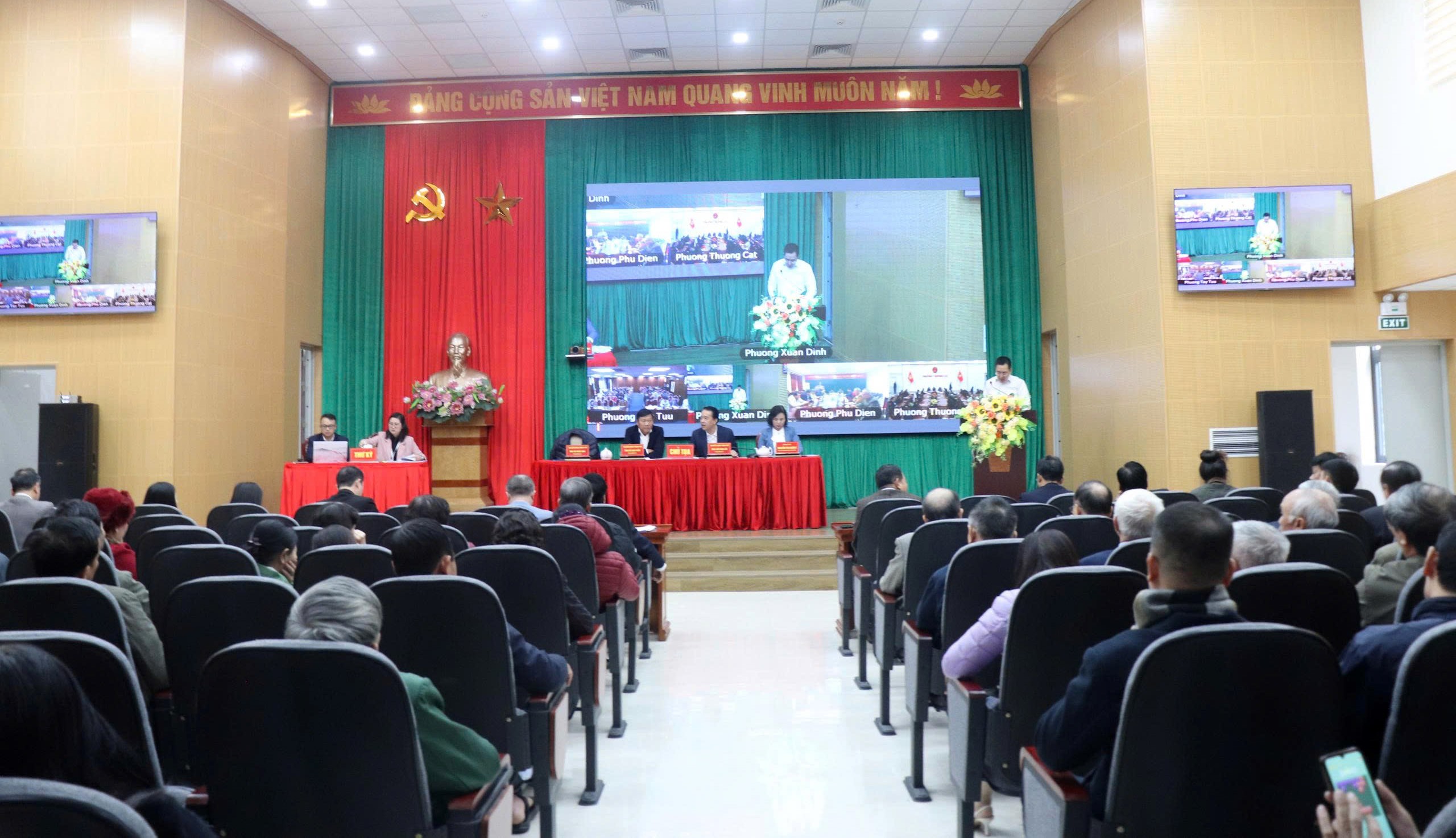 Cử tri 5 phường Xuân Đỉnh, Thượng Cát, Tây Tựu, Phú Diễn và Đông Ngạc kiến nghị các vấn đề về quản lý quy hoạch