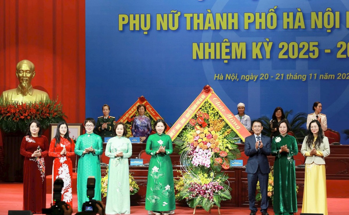 Khơi dậy ý chí tự tôn, tự lập, tự cường, khát vọng vươn lên của phụ nữ Khơi dậy ý chí tự tôn, tự lập, tự cường, khát vọng vươn lên của phụ nữ