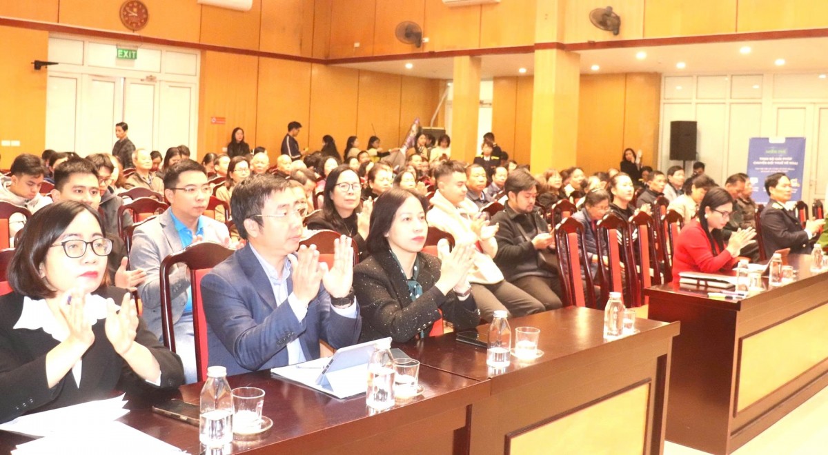 UBND phường Hai Bà Trưng tổ chức hội nghị đối thoại với doanh nghiệp và hộ kinh doanh UBND phường Hai Bà Trưng tổ chức hội nghị đối thoại với doanh nghiệp và hộ kinh doanh