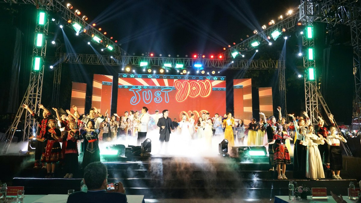 Đặc sắc chương trình giao lưu văn hóa nghệ thuật quốc tế Hà Nội 2025