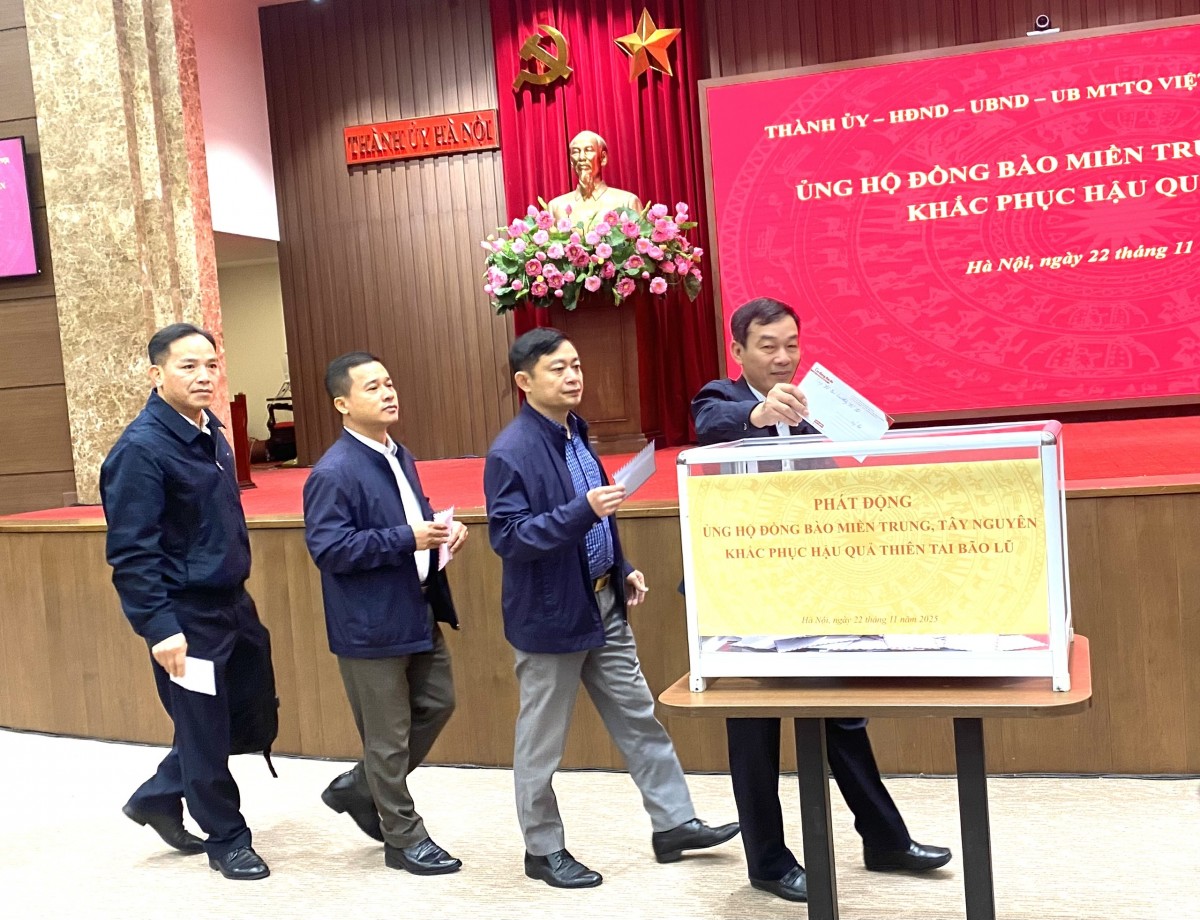 Triển khai tiếp nhận ủng hộ đồng bào miền Trung - Tây Nguyên bảo đảm công khai, minh bạch và kịp thời Triển khai tiếp nhận ủng hộ đồng bào miền Trung - Tây Nguyên bảo đảm công khai, minh bạch và kịp thời