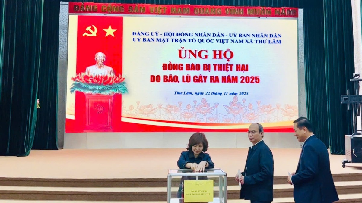 Hà Nội chung tay ủng hộ đồng bào miền Trung - Tây Nguyên vượt qua mưa lũ