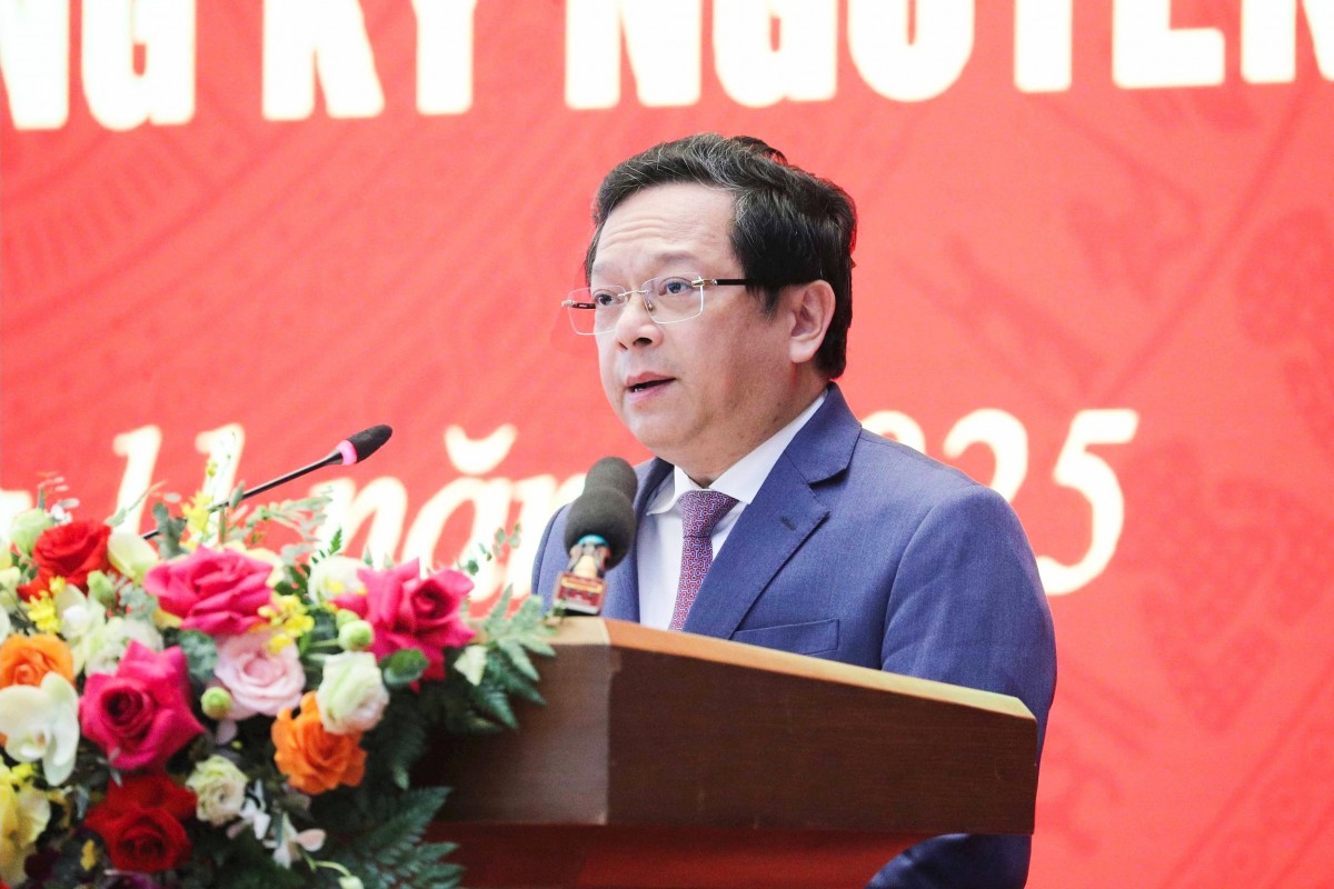 Pháp Luật