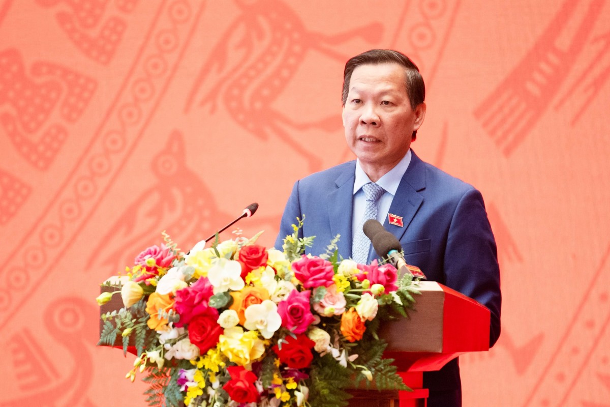 Pháp Luật